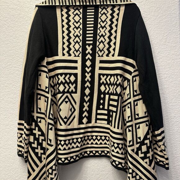Black and White Geometric Cardigan, Open Front, Draped, Tribal Print, Aztec Boho - Picture 7 of 15
